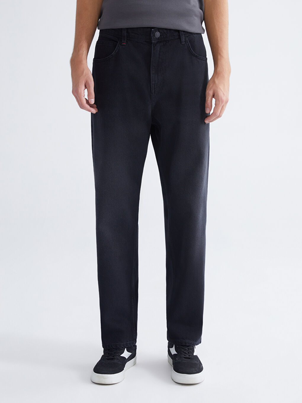 Siyah Rahat Kalıp Erkek Jean Pantolon-1