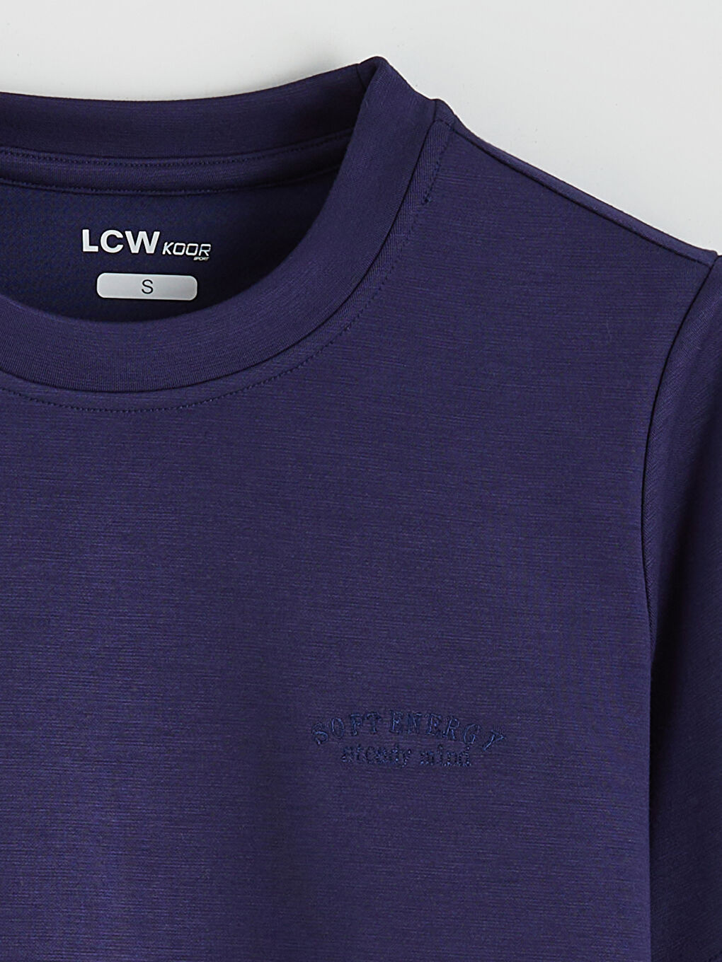 მრგვალი საყელო ქალებისთვის სპორტული მაისური-5