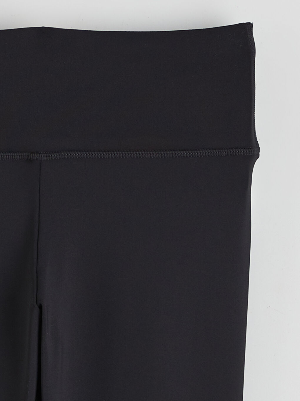 Woman BLACK Sports Leggings-5