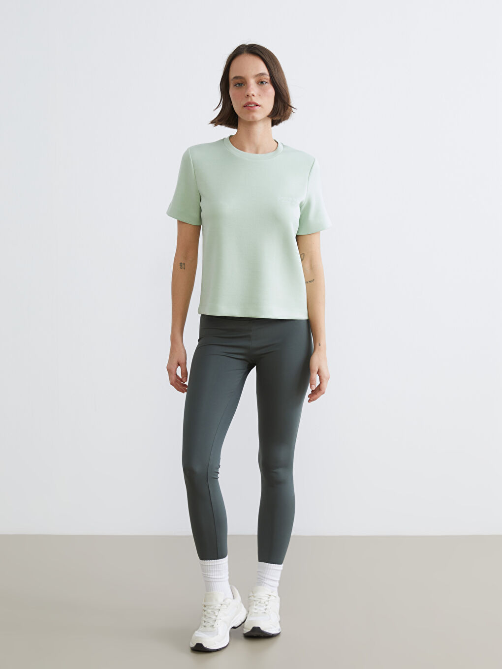 Әйелдер жасыл Спорттық леггинстер