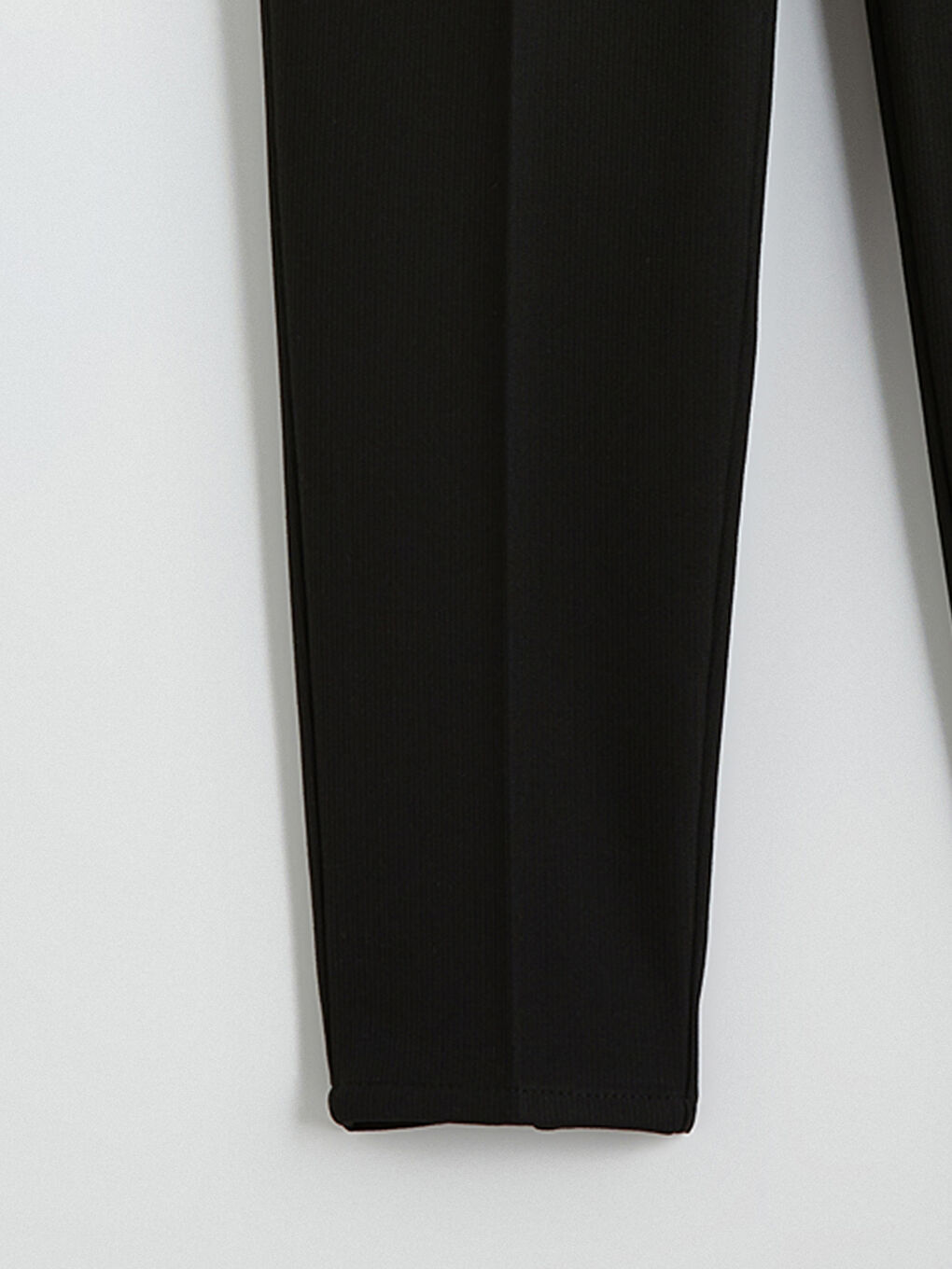 Siyah Standart Fit Pileli Erkek Pantolon-1