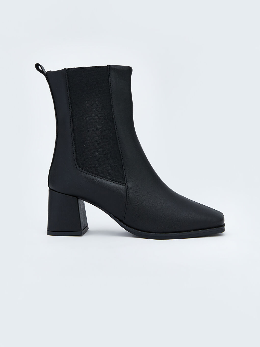 Women's Leather Look Heeled Boots.-1