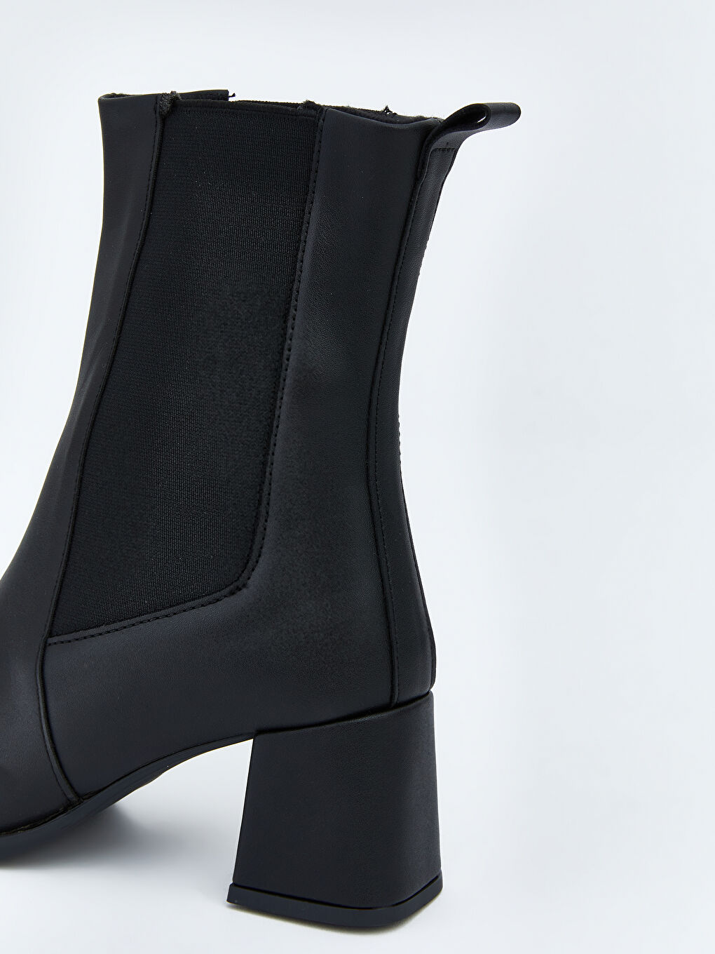 Women's Leather Look Heeled Boots.-3