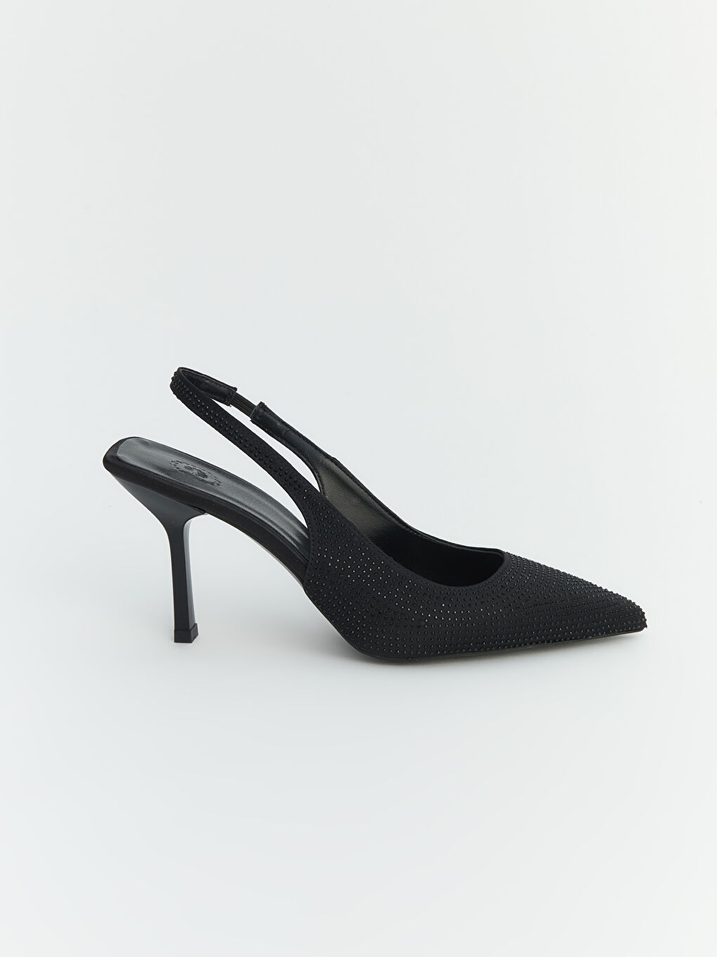 Siyah Sivri Burun Kadın Topuklu Ayakkabı-1