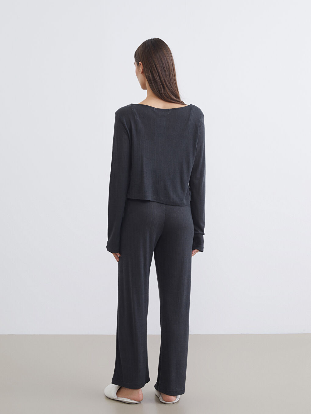 Antrasit Bağlamalı Yaka Dokulu Kadın Pijama Takımı-3