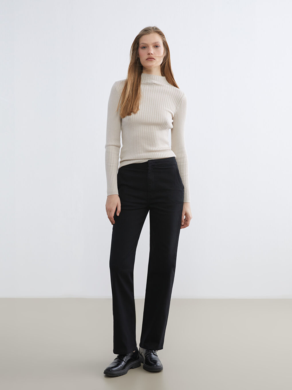 Siyah Flare Kadın Jean Pantolon