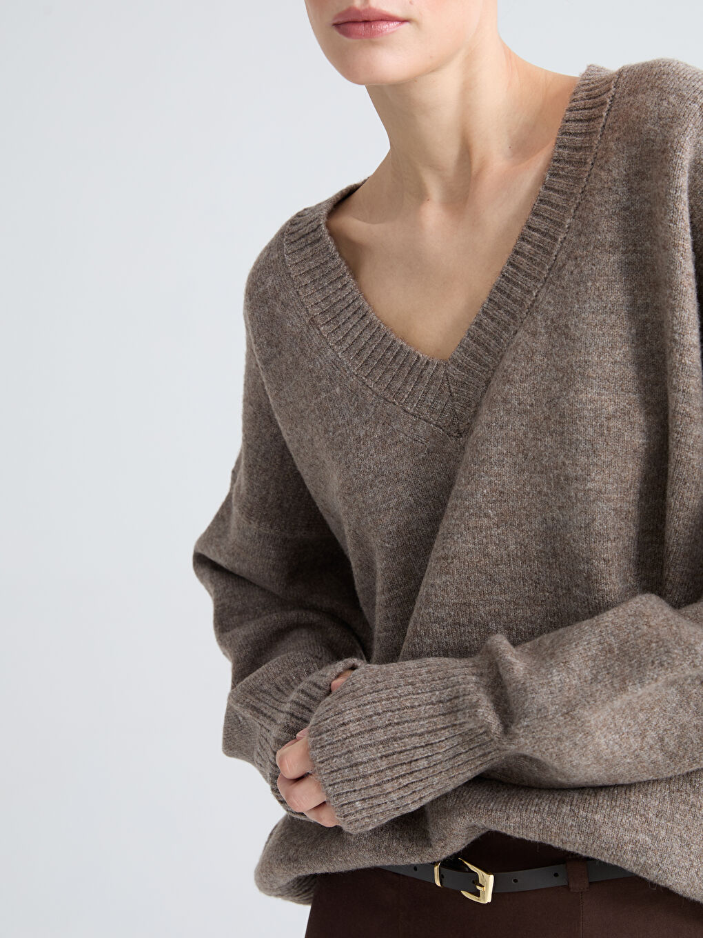 Свитер из трикотажа с V-образным вырезом, оверсайз, для женщин-4