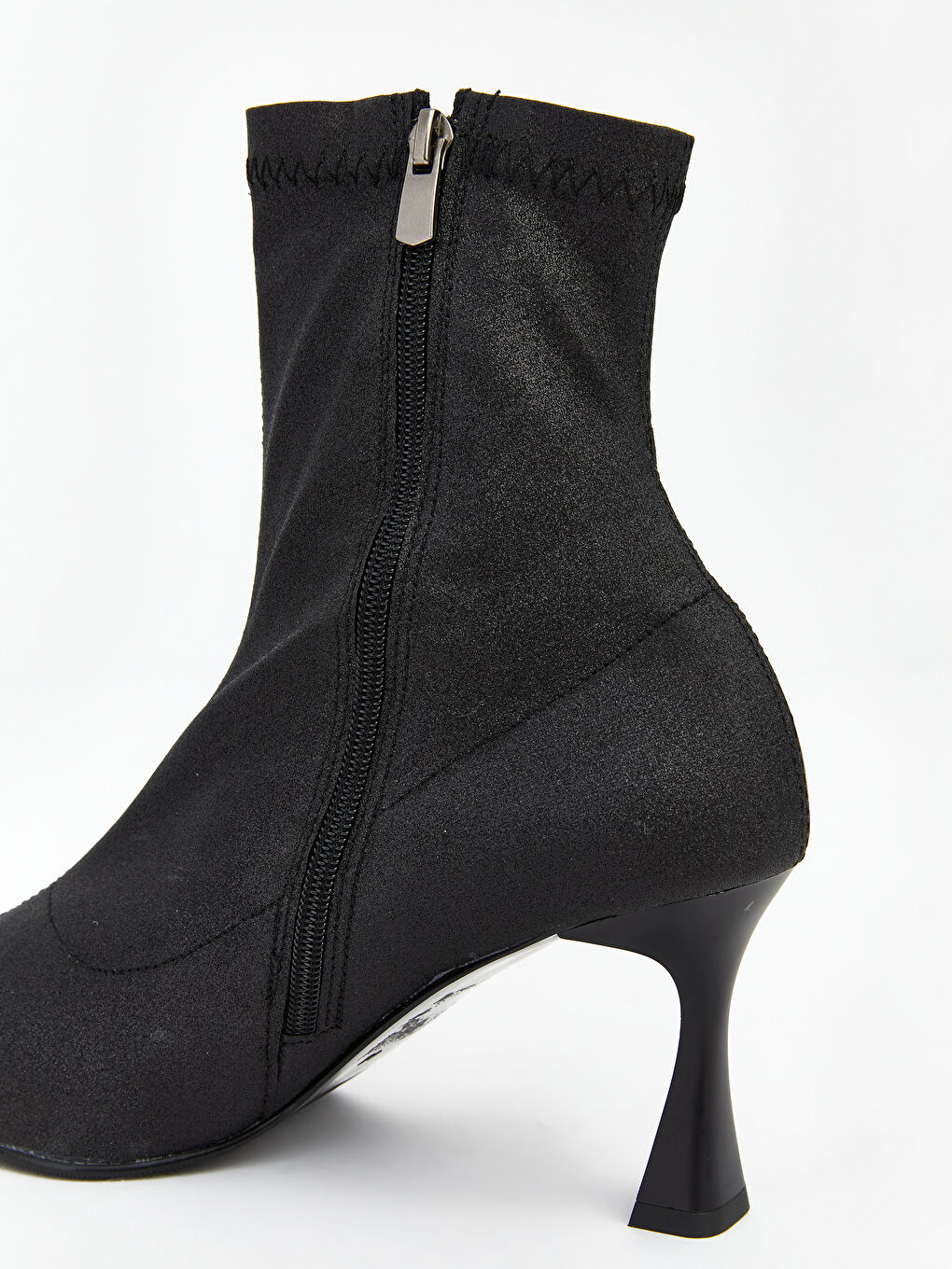 Siyah Fermuarlı Kadın Topuklu Bot-5