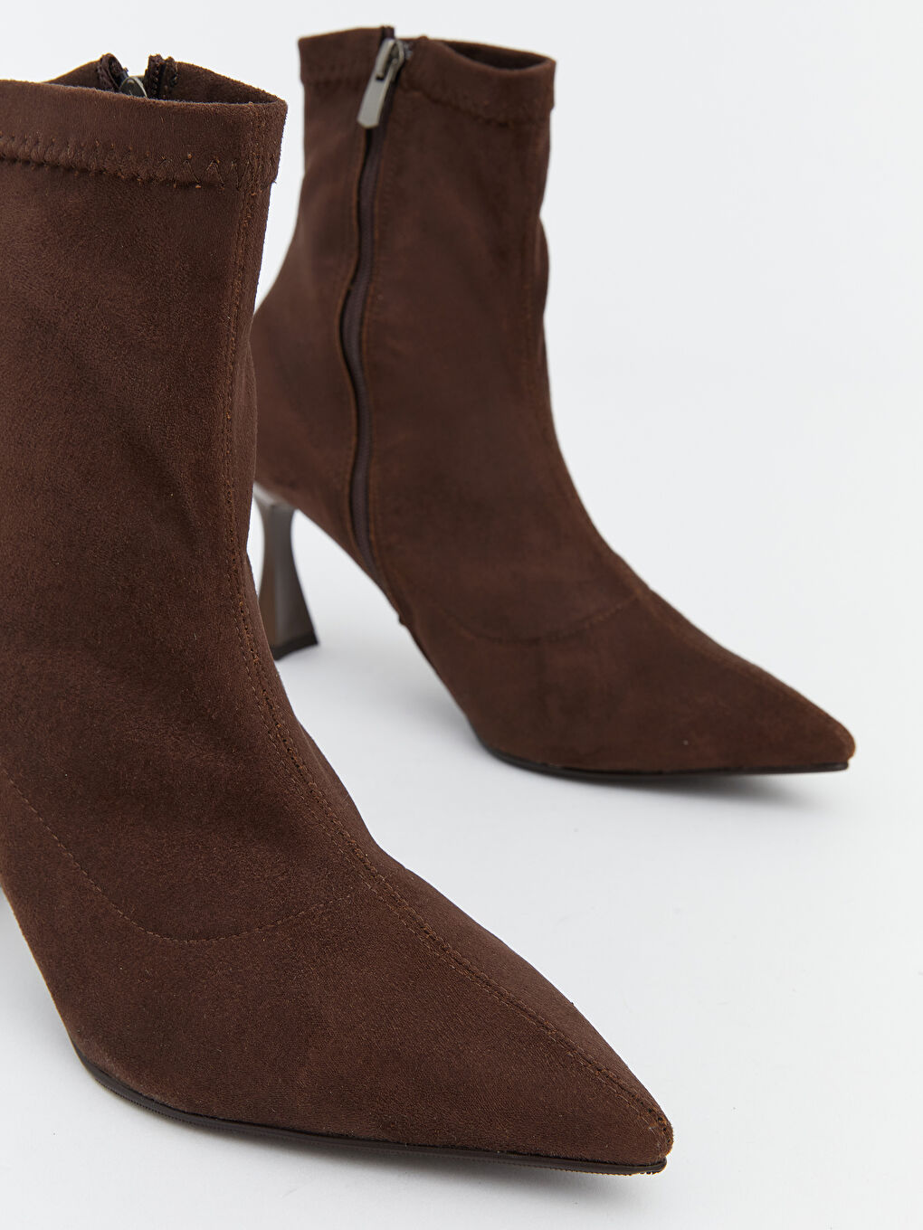 Kahverengi Fermuarlı Kadın Topuklu Bot-2