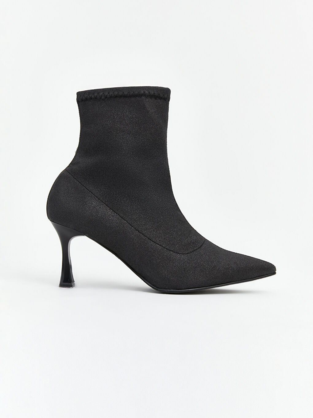 Siyah Fermuarlı Kadın Topuklu Bot-1