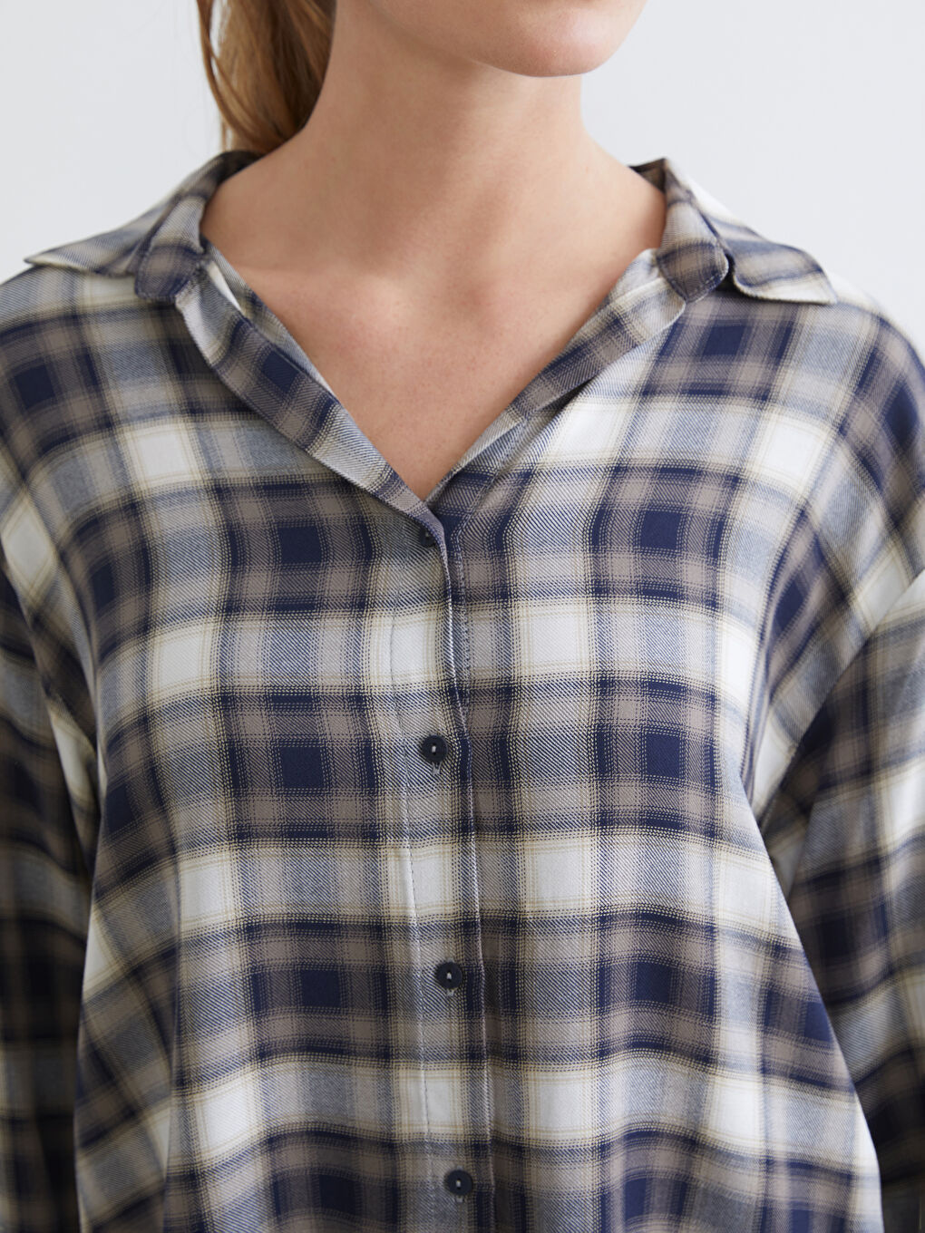 Lacivert Ekose Kadın Gömlek-2