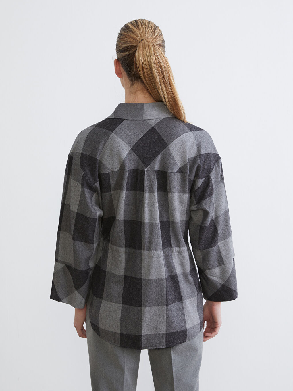 Gri Ekose Oversize Kadın Gömlek-3