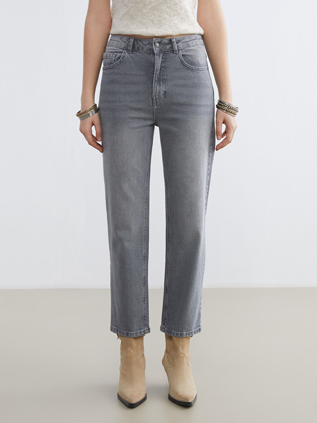 Gri Straight Fit Kadın Jean Pantolon-1