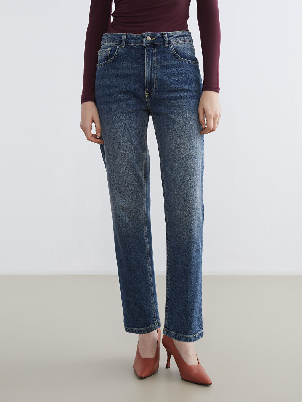 İndigo Straight Fit Kadın Jean Pantolon-1