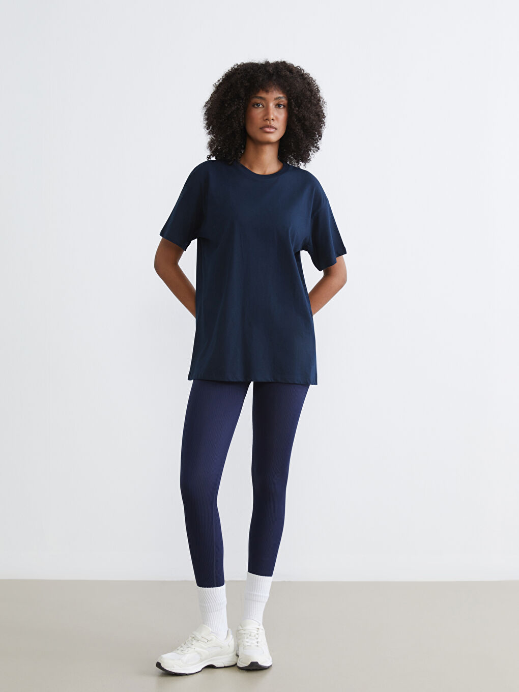 Mavi Bisiklet Yaka Baskılı Oversize Kadın Spor Tişört-1