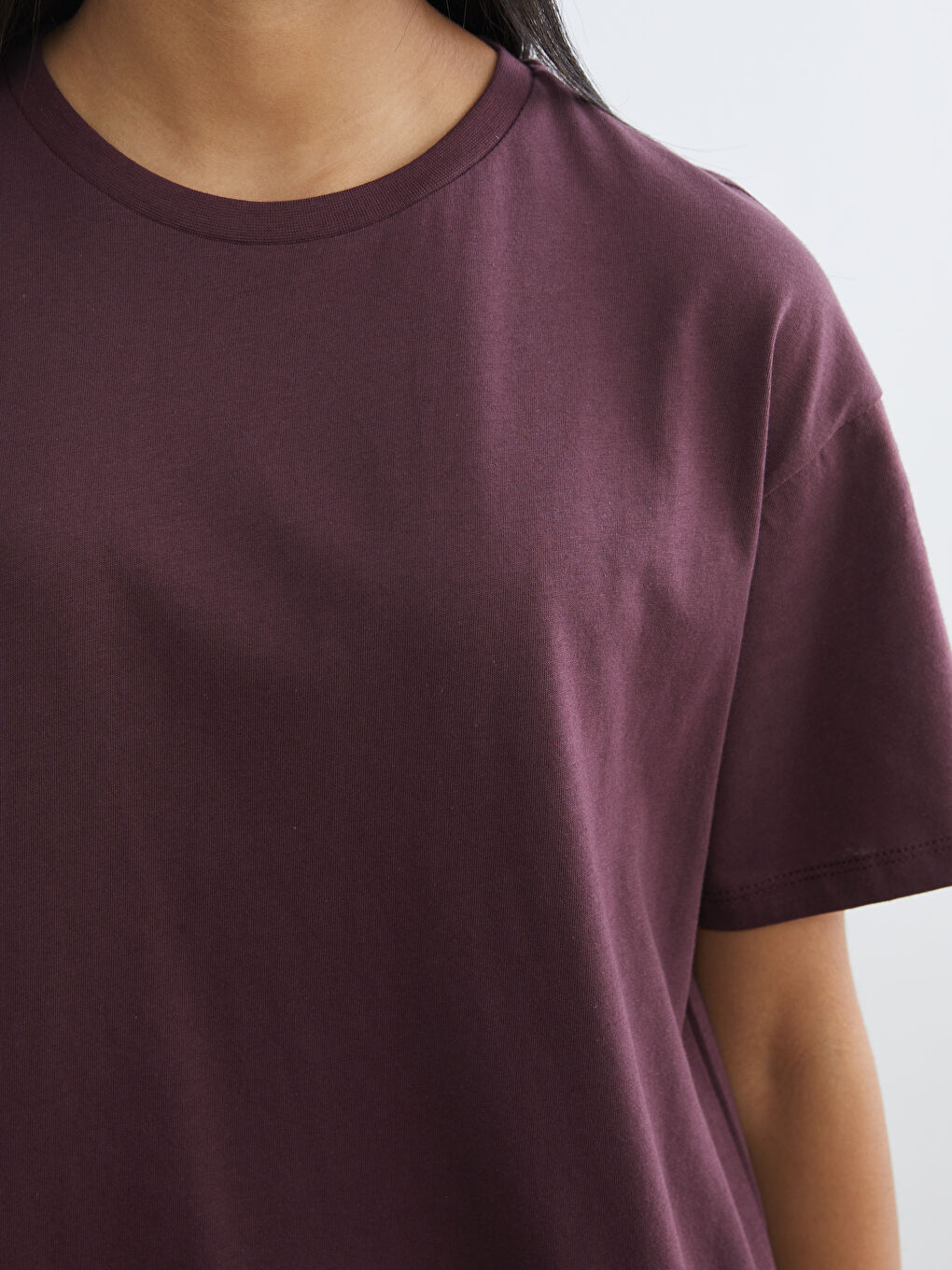 Bordo Bisiklet Yaka Baskılı Oversize Kadın Spor Tişört-2