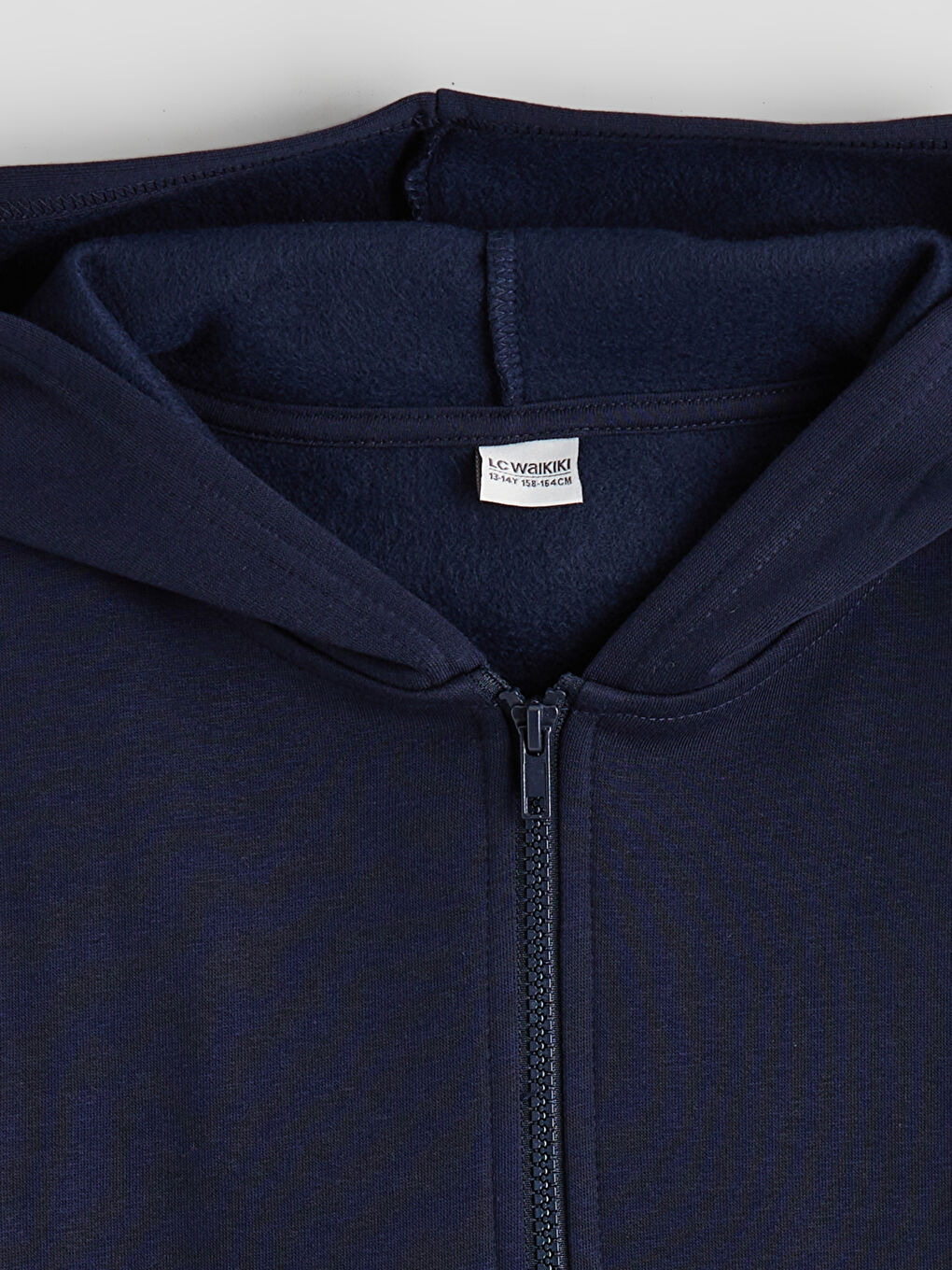 سوێتشێرتی کوڕانەی کڵاو دار و ئەستوور و زیپدار-1