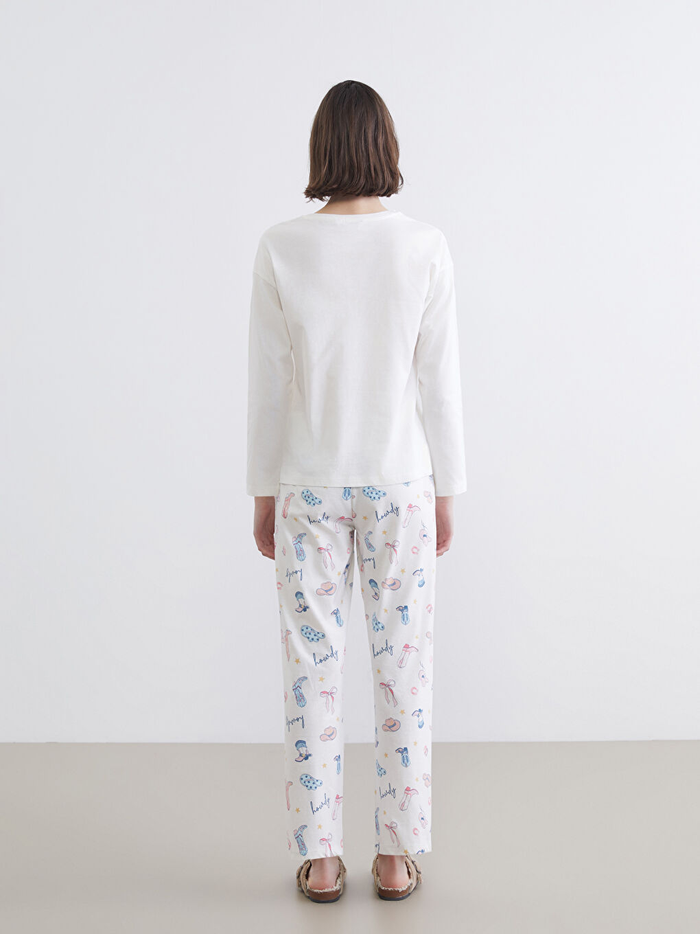 Crew Neck Printed Women's Pyjama Set-3