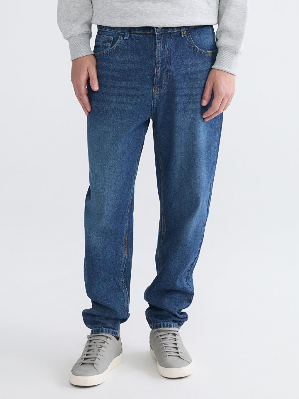 710 Loose Fit Men's Jeans-1