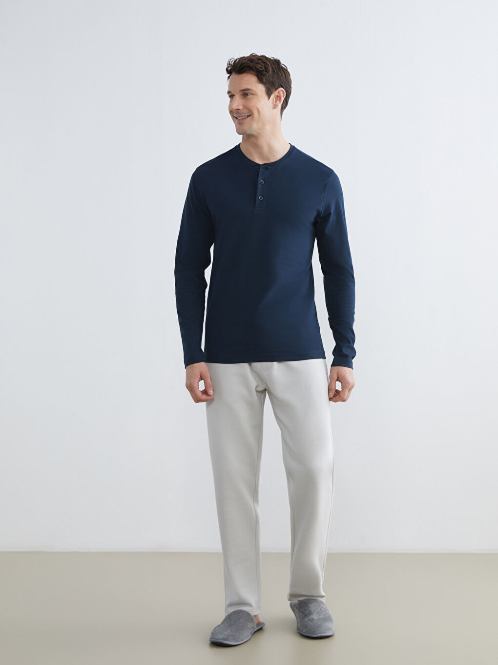 Crew Neck Long Sleeve Men's Pyjama Top-1