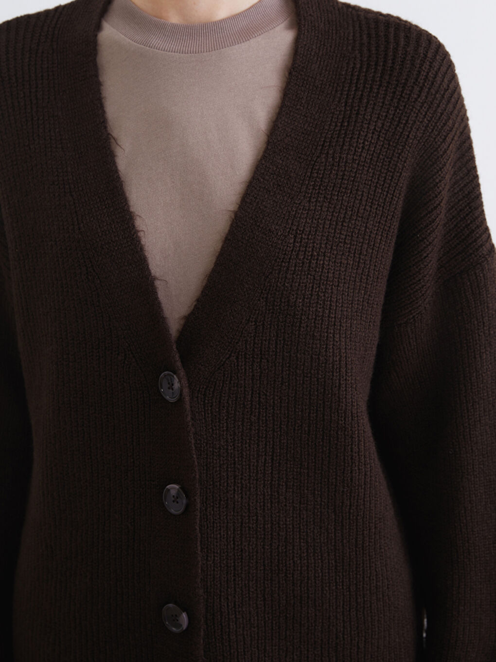 Kahverengi V Yaka Kadın Triko Hırka-2