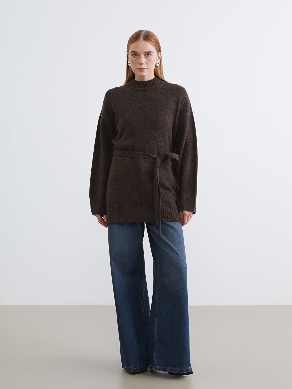 Kahverengi Yarım Balıkçı Yaka Oversize Kadın Triko Tunik-1