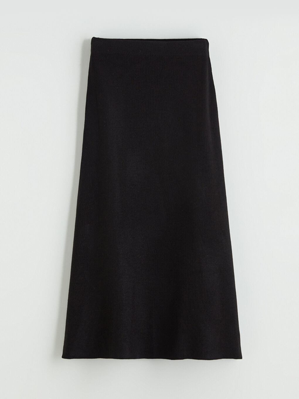 Siyah Beli Lastikli Triko Etek