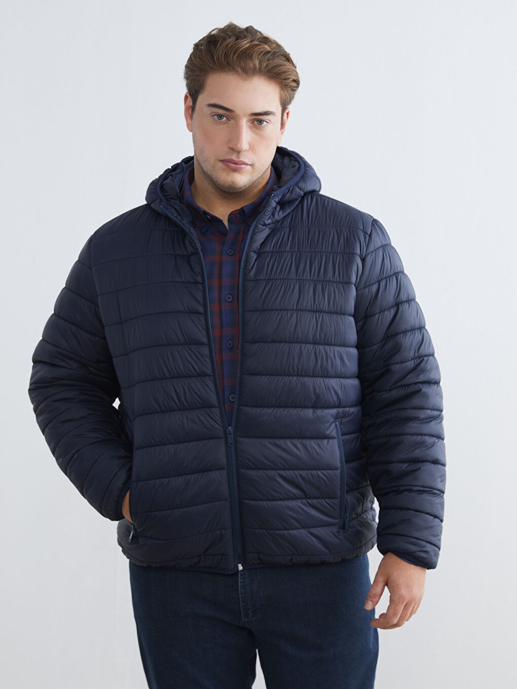 Lacivert Standart Kalıp Kapüşonlu Erkek Şişme Mont