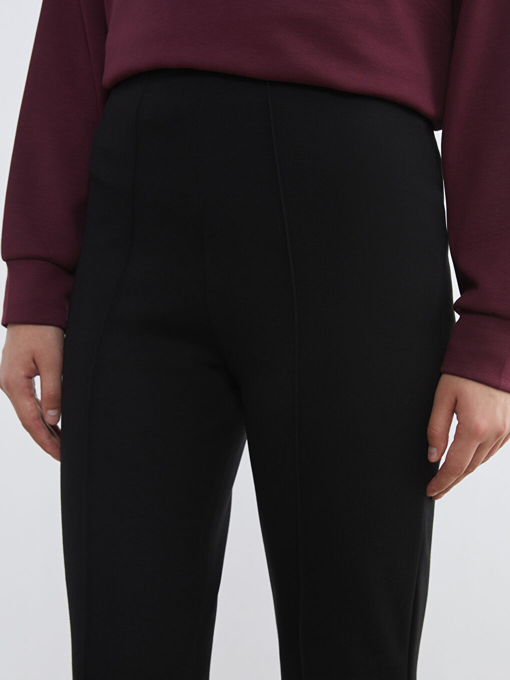 Siyah Beli Lastikli İspanyol Paça Kadın Eşofman Altı-2