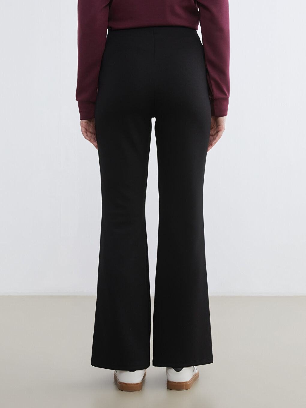 Siyah Beli Lastikli İspanyol Paça Kadın Eşofman Altı-3