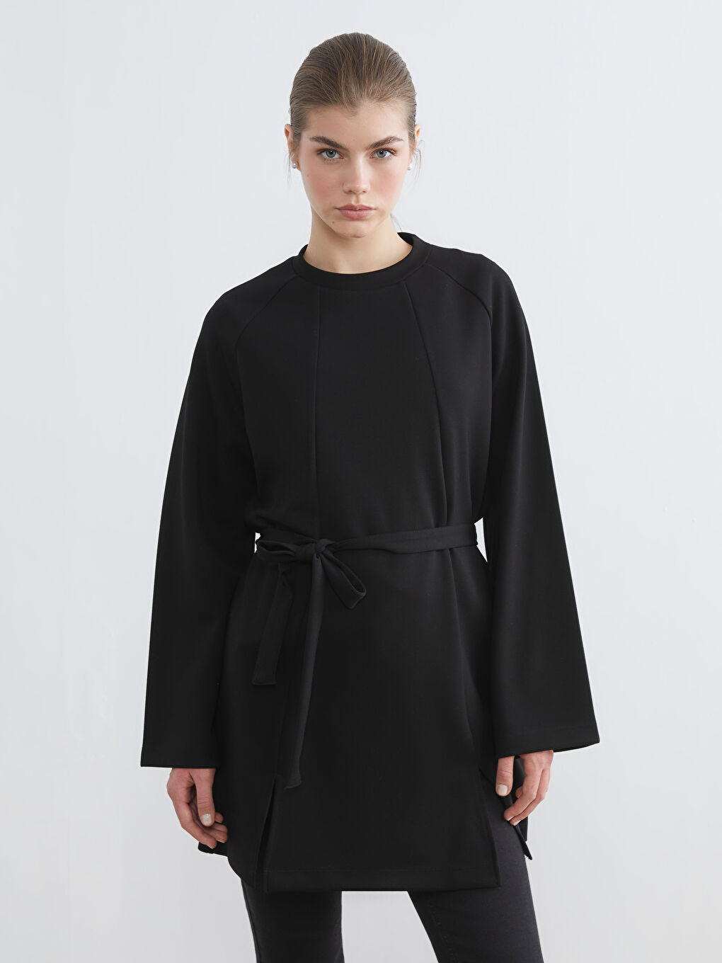 Siyah Bisiklet Yaka Kadın Sweatshirt Tunik