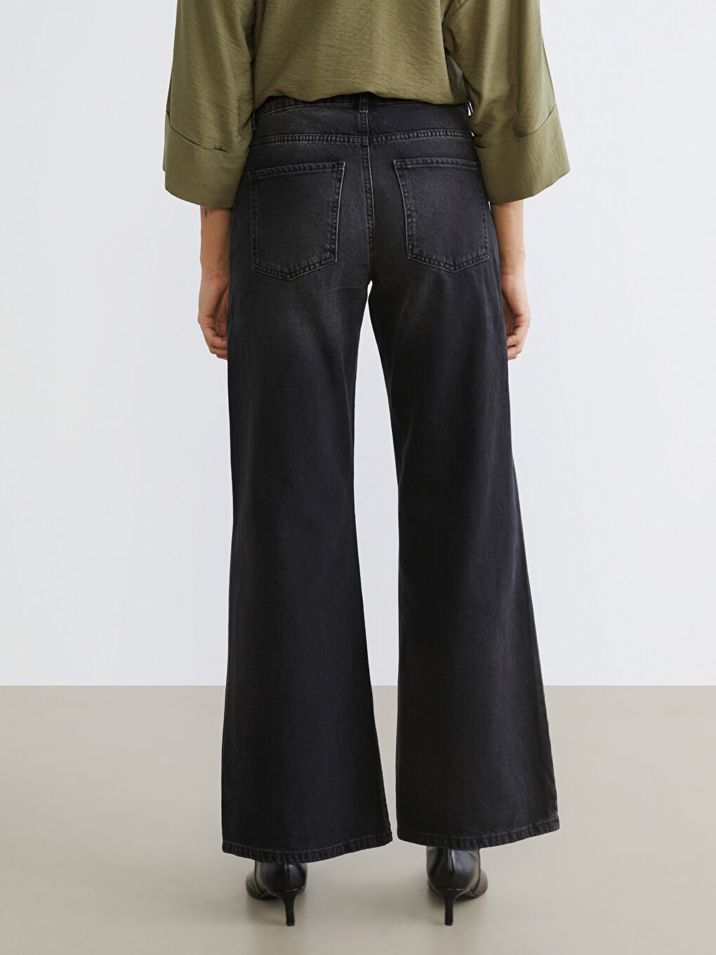 Siyah Wideleg Kadın Jean Pantolon-3