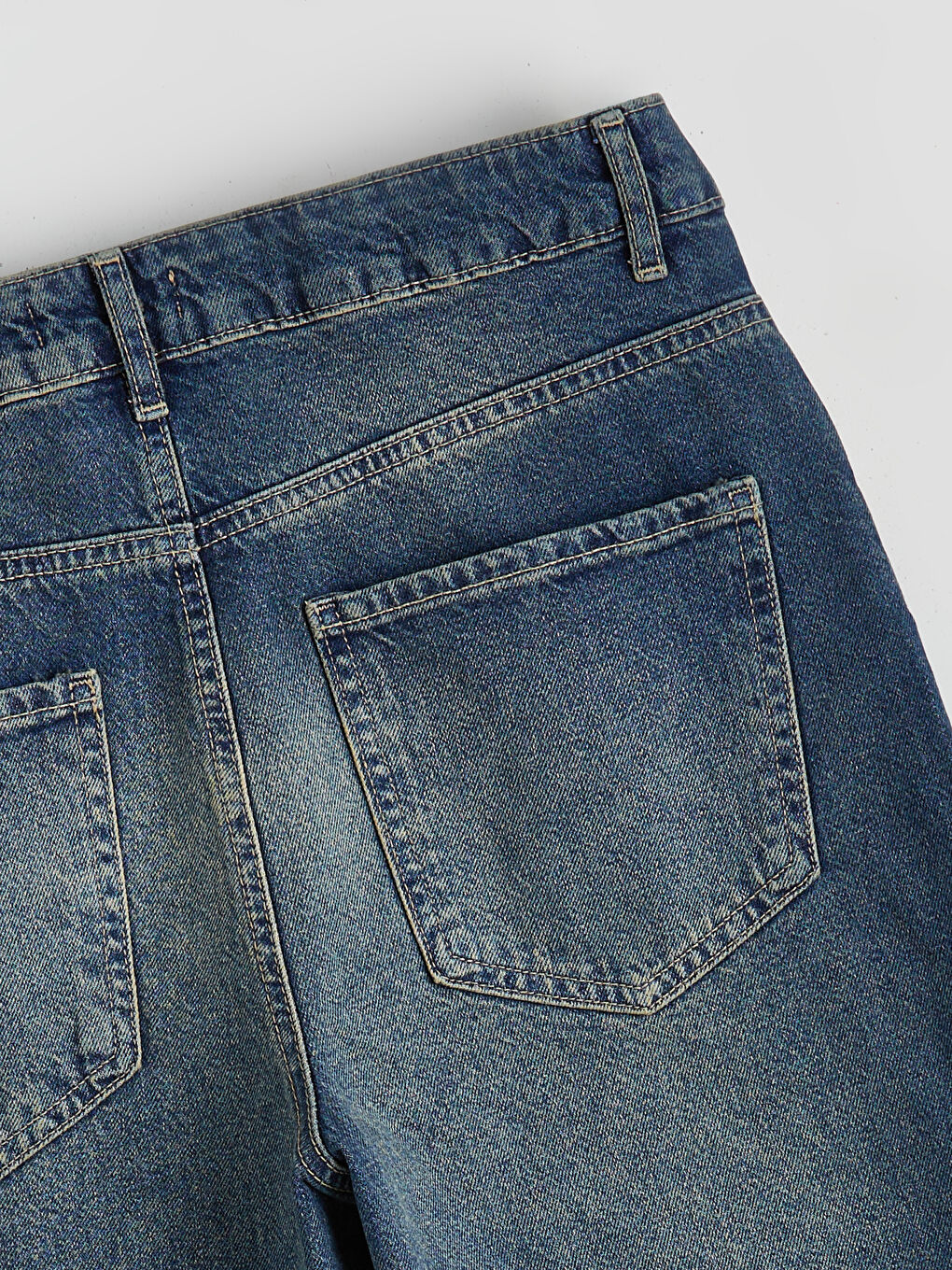 Barrel Fit Women's Jeans-5