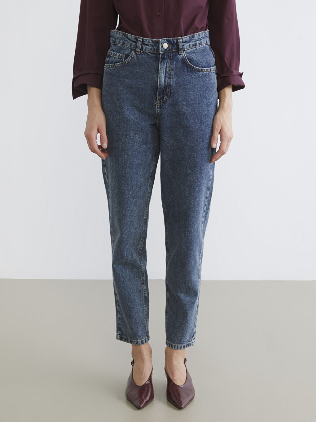 Mom Fit Women's Jeans-1