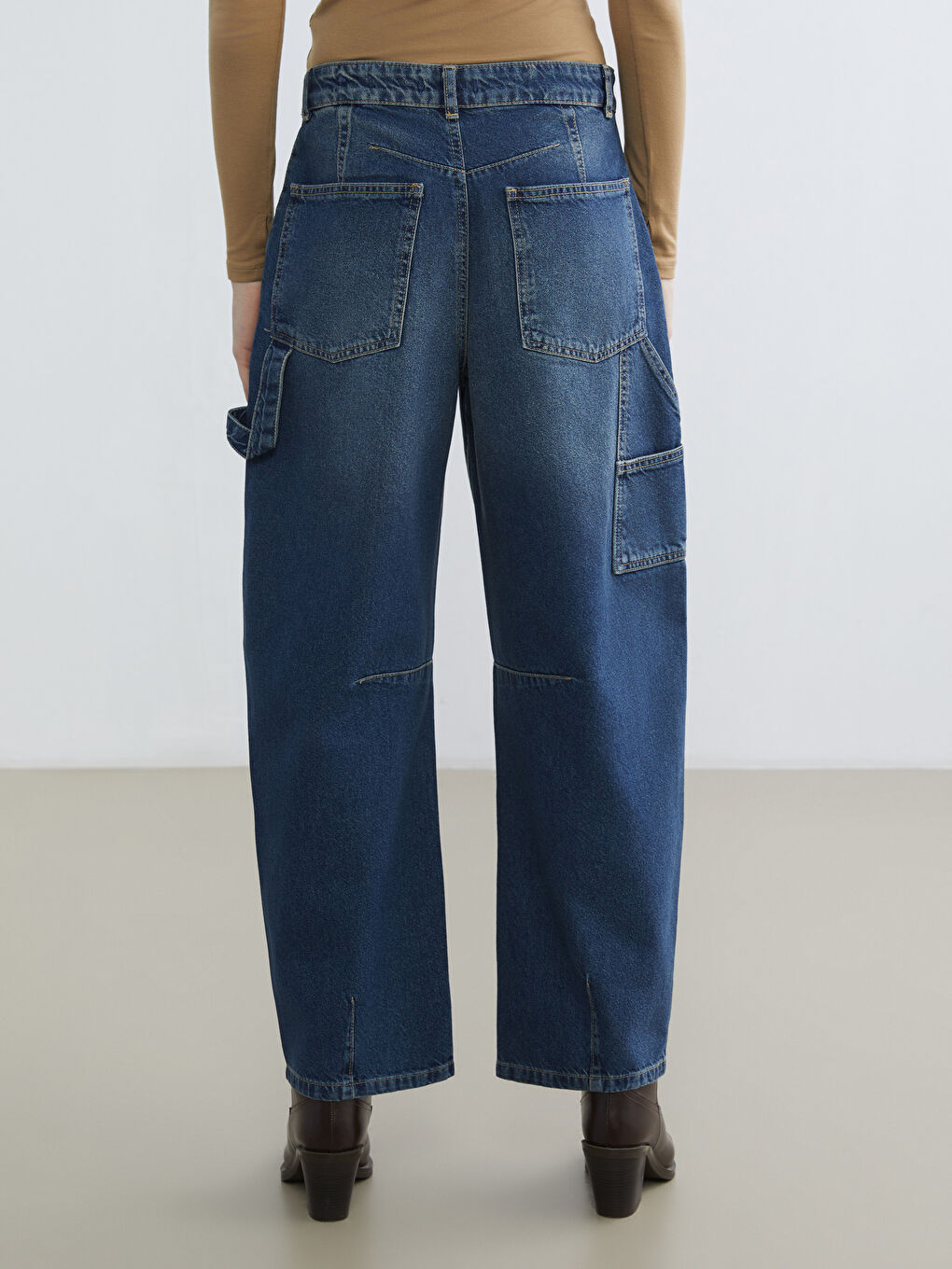 İndigo Barrel Fit Kadın Jean Pantolon-3