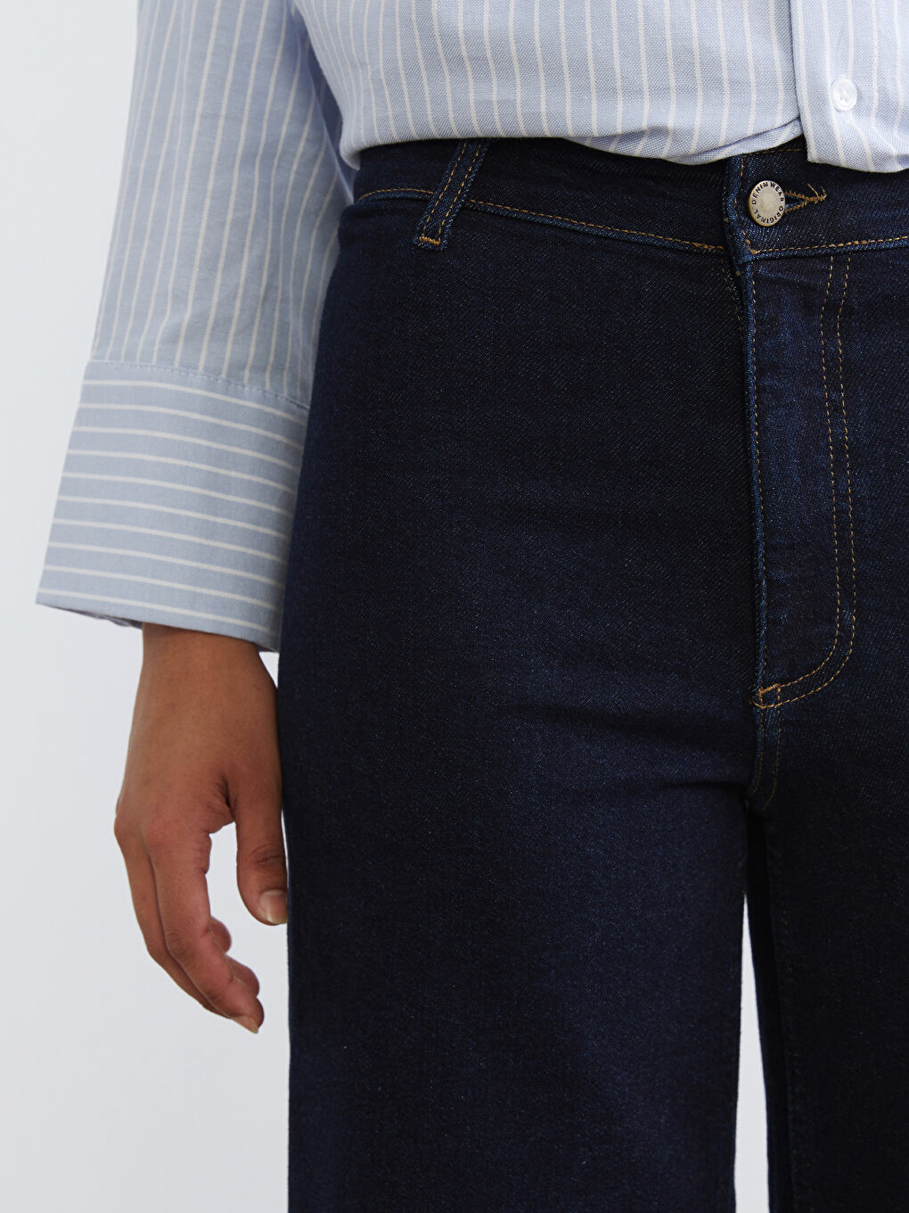 Wideleg Women's Jeans-2