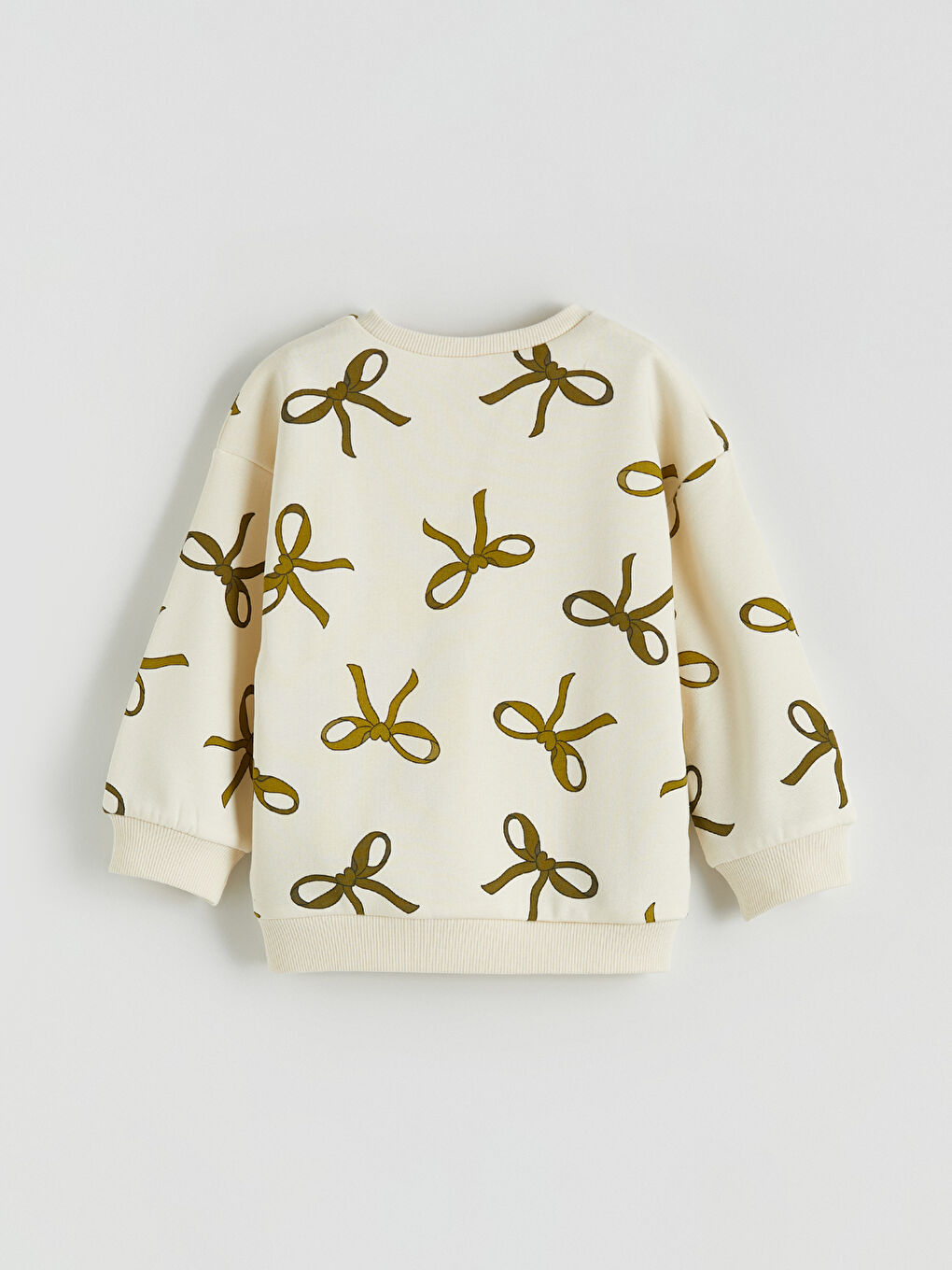 Ekru Bisiklet Yaka Fiyonk Desenli Kız Çocuk Sweatshirt-1