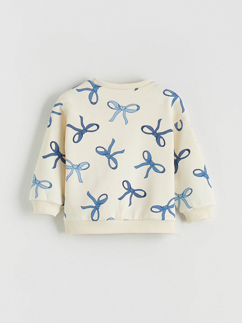 Ekru Bisiklet Yaka Fiyonk Desenli Kız Çocuk Sweatshirt-1