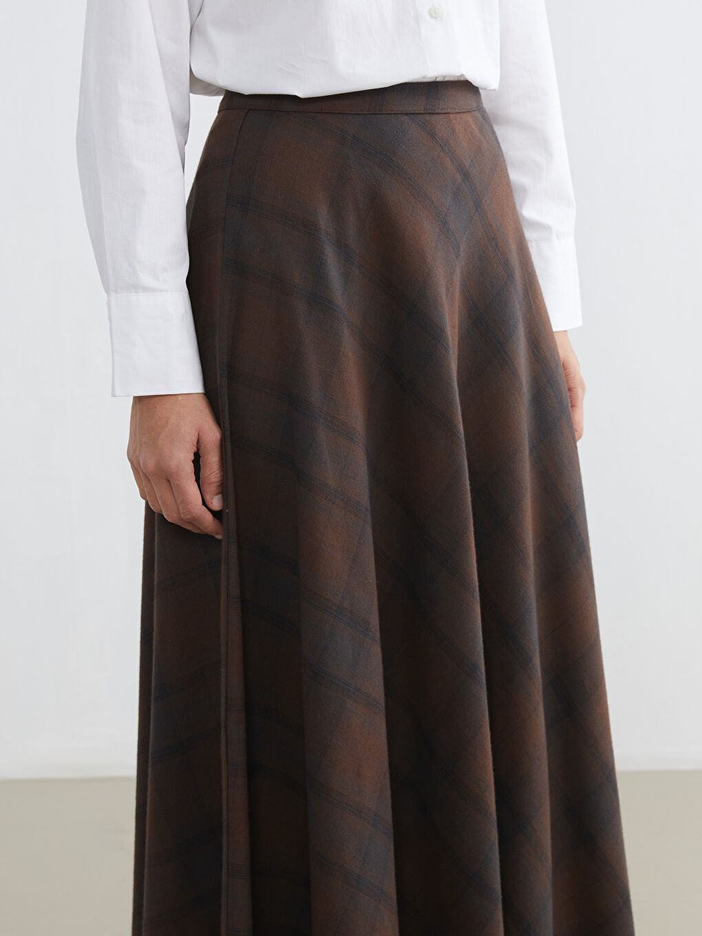 Kahverengi Beli Fermuarlı Ekose Kloş Etek-2