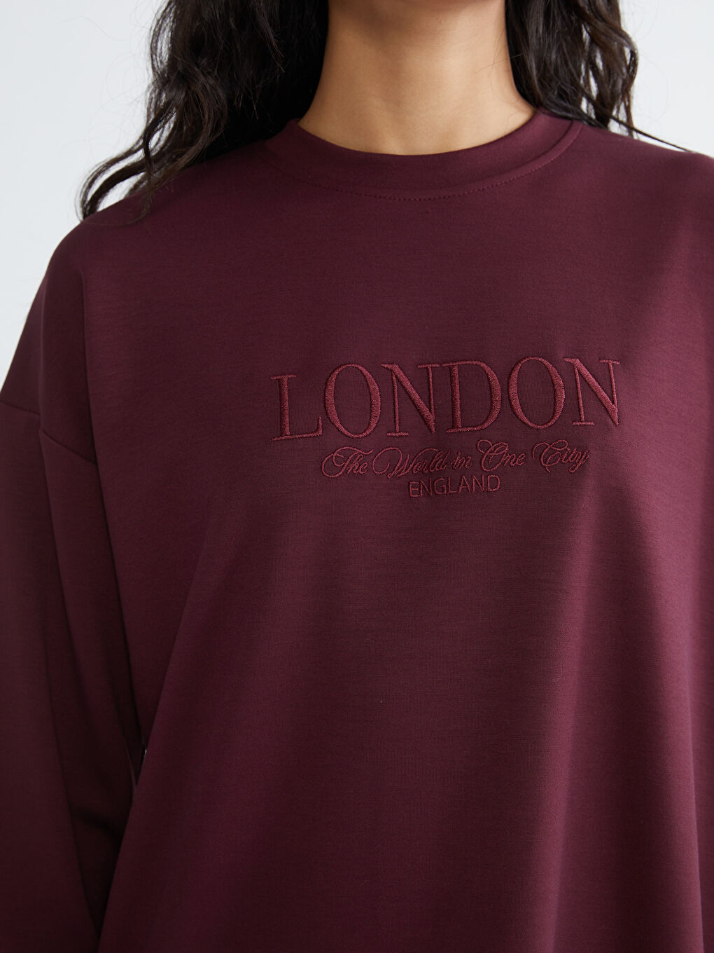 Mürdüm London Nakışlı Kadın Sweatshirt Tunik-2