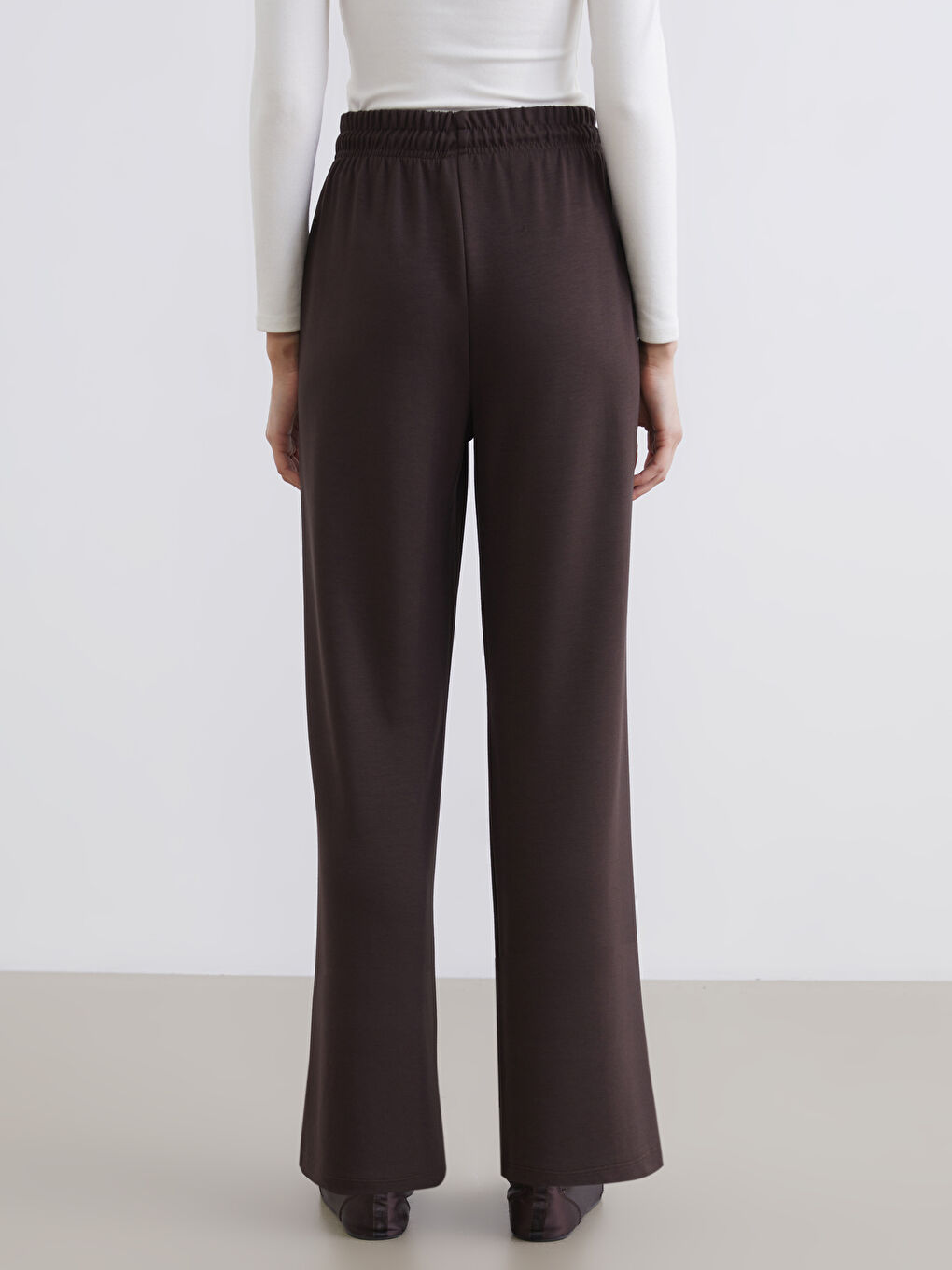 Kahverengi Beli Lastikli Geniş Paça Kadın Eşofman Altı-3