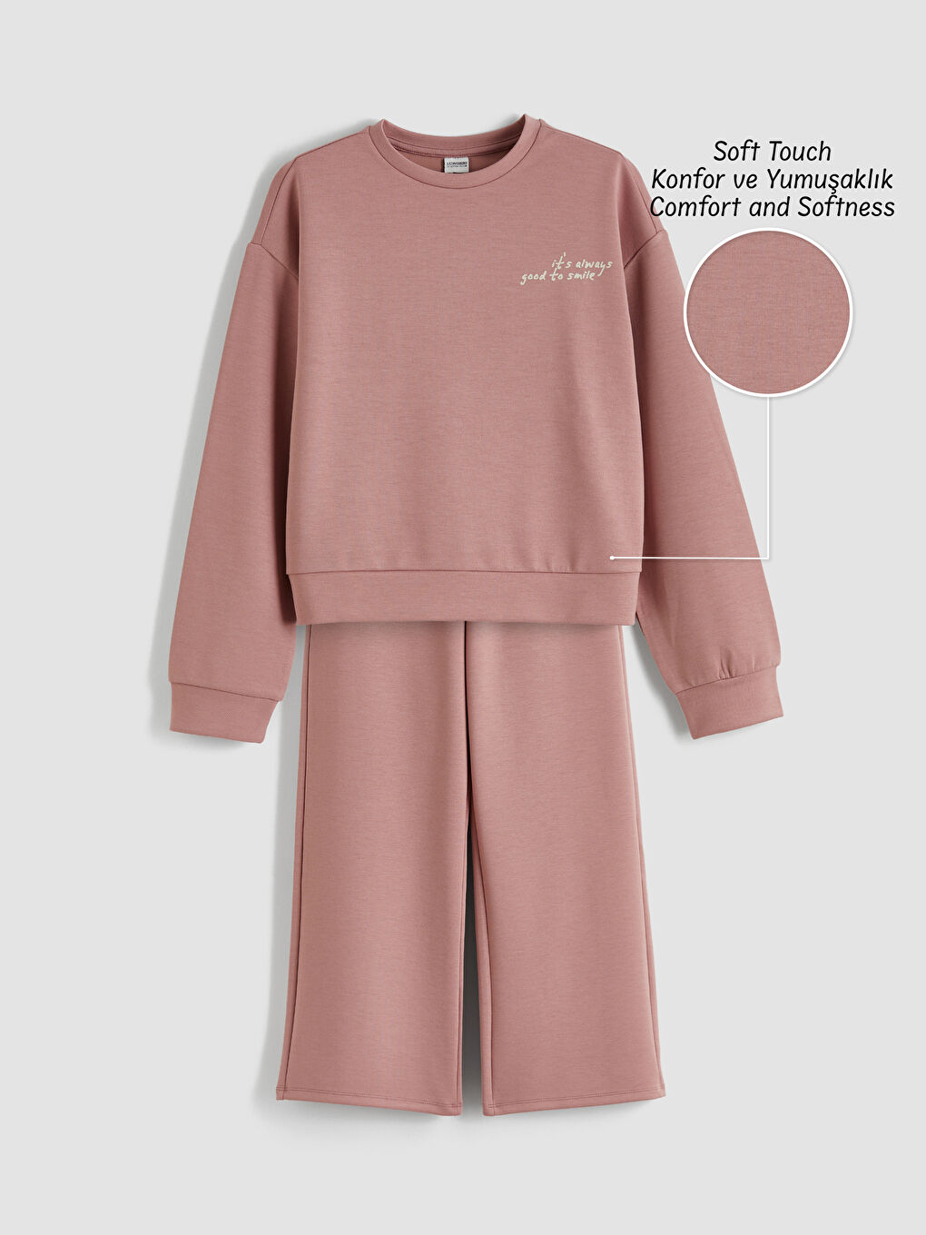 Ženski komplet dukserice sa okruglim izrezom i trenerki od prijatnog materijala