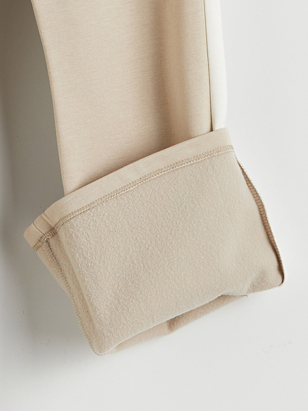 Dukserica i trenerka za devojčice sa okruglim izrezom-5