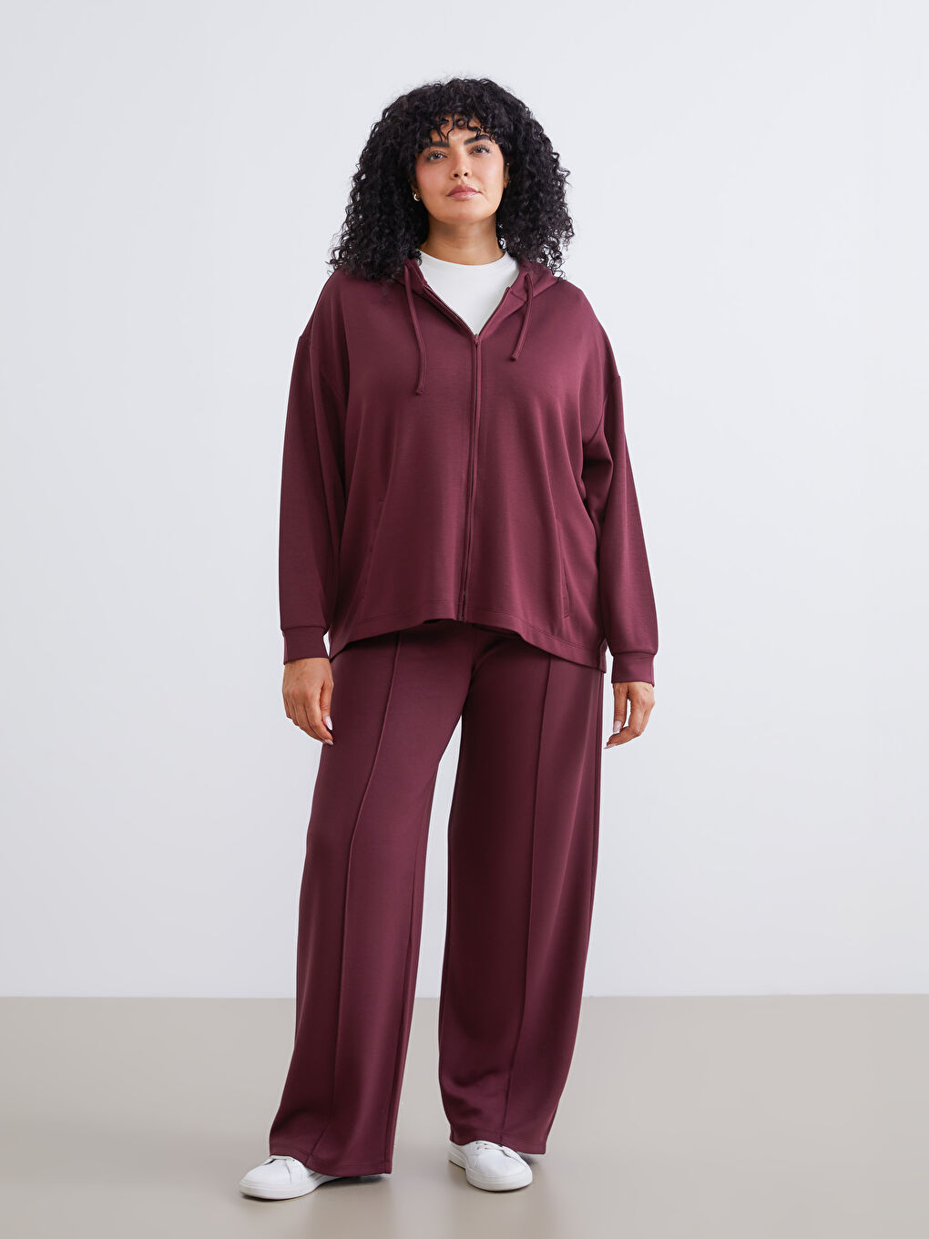 Bordo Büyük Beden Kapüşonlu Kadın Fermuarlı Sweatshirt-1