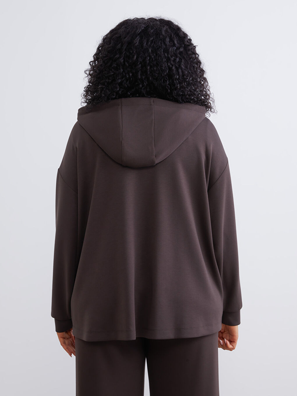 Kahverengi Büyük Beden Kapüşonlu Kadın Fermuarlı Sweatshirt-3