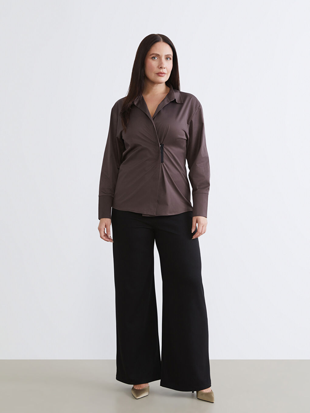 Kahverengi Büzgülü Kadın Gömlek-1