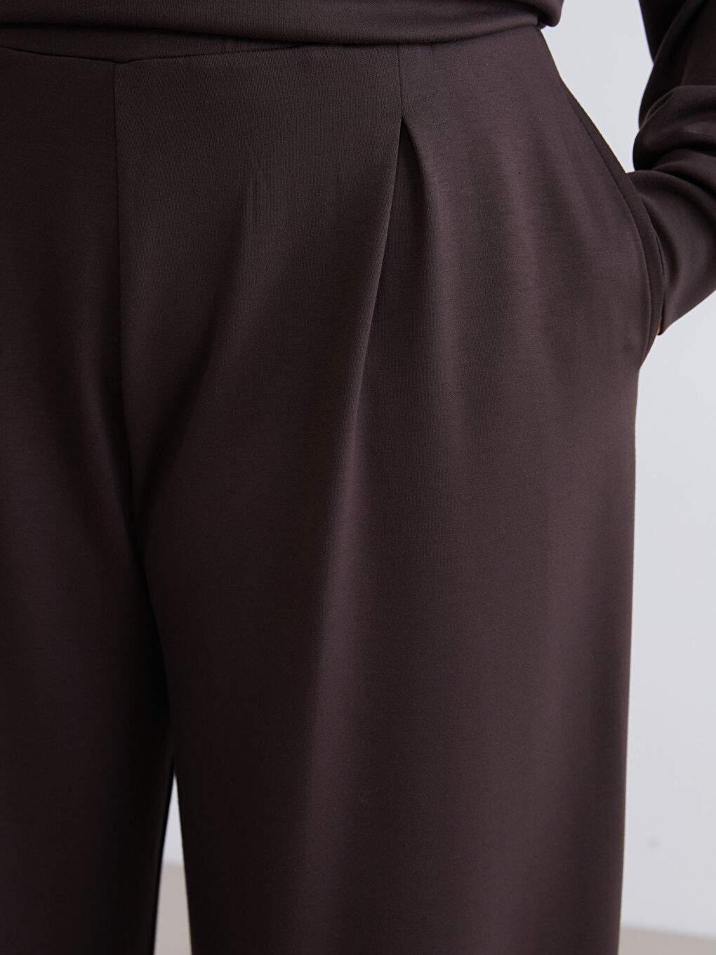 Kahverengi Büyük Beden Beli Lastikli Kadın Eşofman Altı-2