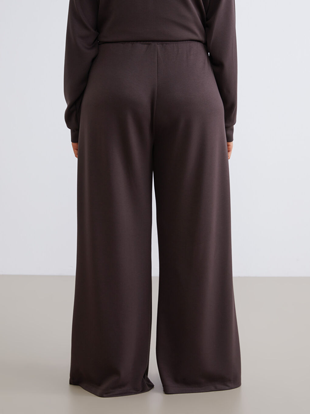 Kahverengi Büyük Beden Beli Lastikli Kadın Eşofman Altı-3