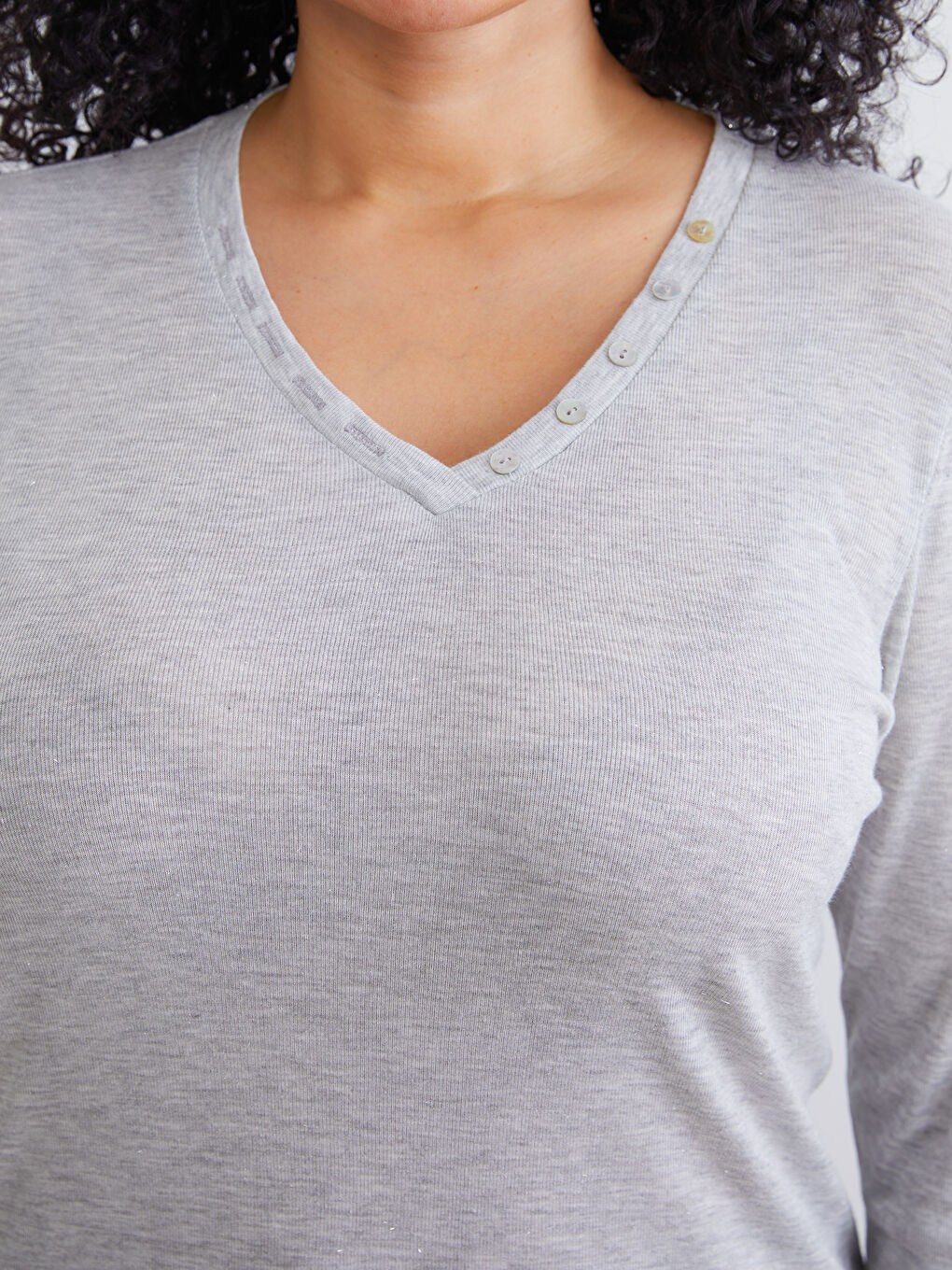 Gri Büyük Beden V Yaka Kadın Body-2