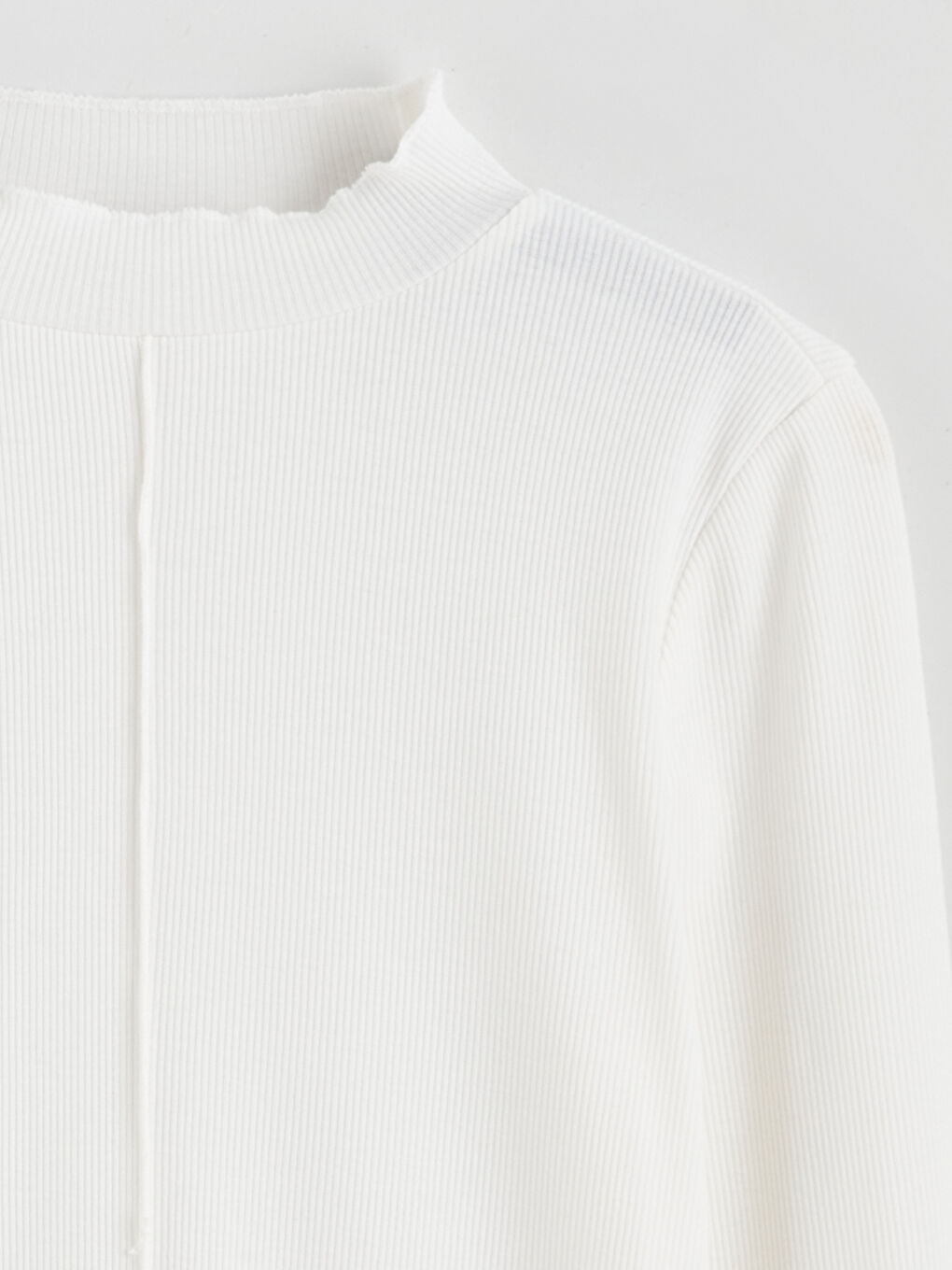 Ekru Fırfırlı Dik Yaka Kadın Body-5